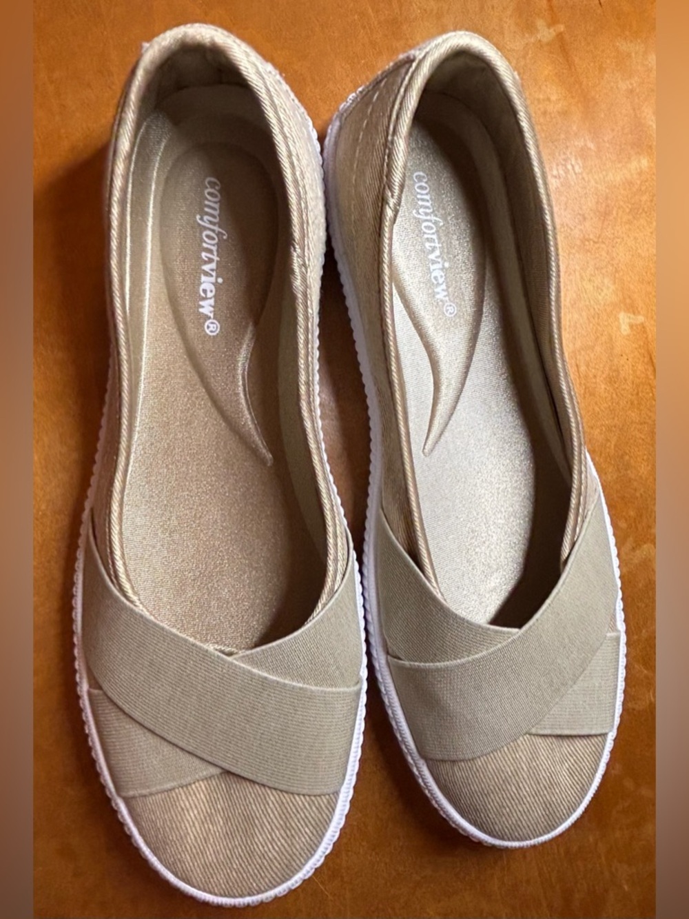 Comfortview: Catherine’s Jazlyn Slip-On Casual Flat; color khaki; size 10M. - Picture 2 of 12